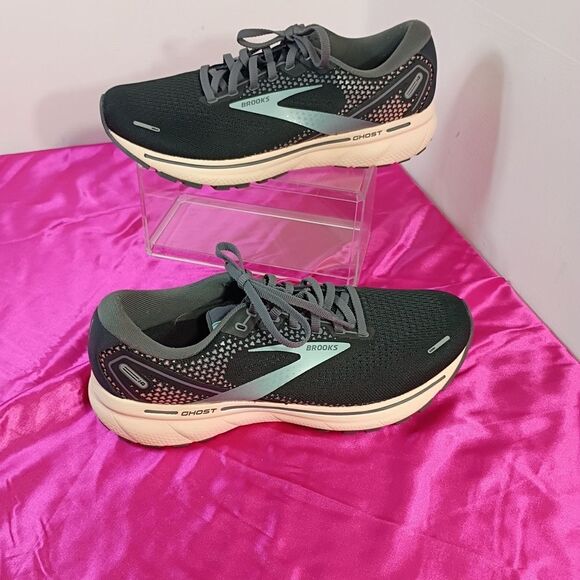 Brooks Ghost 14  Womens SZ 10.5B Running Shoes - Picture 3 of 8